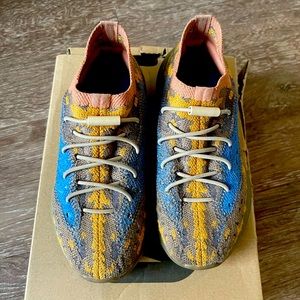 YEEZY Boost 380 Kids Blue Oat Sz 1.5